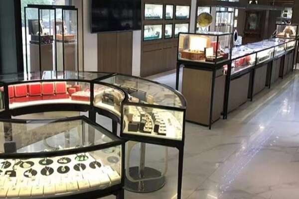 包头市达尔罕茂明安奢侈品回收